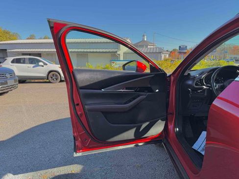 Used 2024 MAZDA CX-30 AWD 2.5 S w/ Premium Package image 11