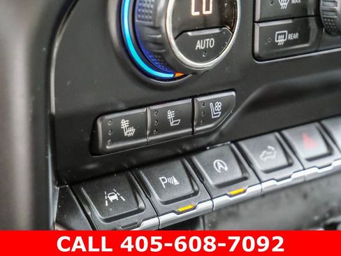 Used 2021 Chevrolet Silverado 1500 LTZ w/ Technology Package AWD/4WD image 33