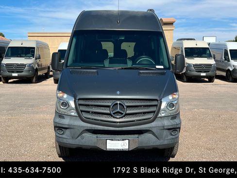 Used 2015 Mercedes-Benz Sprinter 2500 image 8