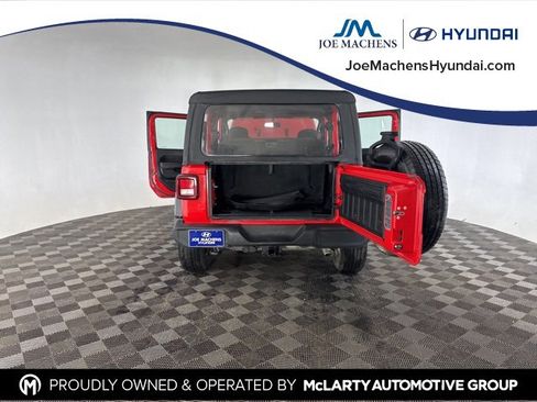 Used 2022 Jeep Wrangler Sport image 18