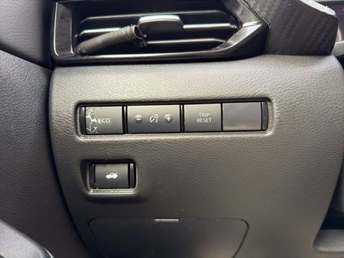 Used 2020 Nissan Sentra SV image 21