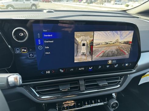 New 2026 Chevrolet Equinox EV RS image 4