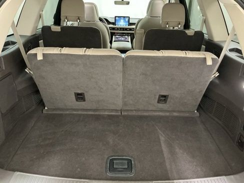 Used 2021 Lincoln Aviator Reserve w/ Equipment Group 201A image 16