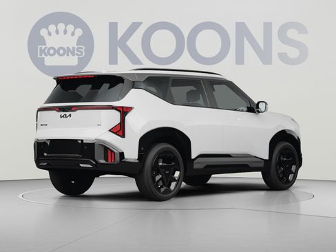 New 2027 Kia Seltos X-Line S w/ X-Line S Premium Package AWD/4WD image 4
