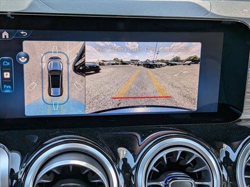 New 2026 Mercedes-Benz GLB 250 4MATIC image 13
