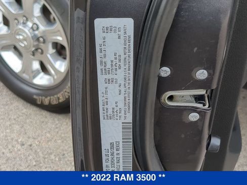 Used 2022 RAM 3500 Big Horn w/ Level C Equiment Group AWD/4WD image 25