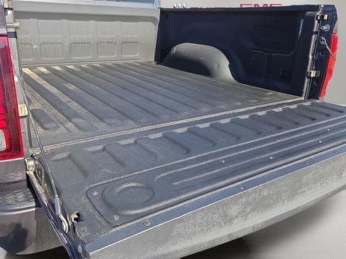 Used 2018 RAM 1500 Sport image 9