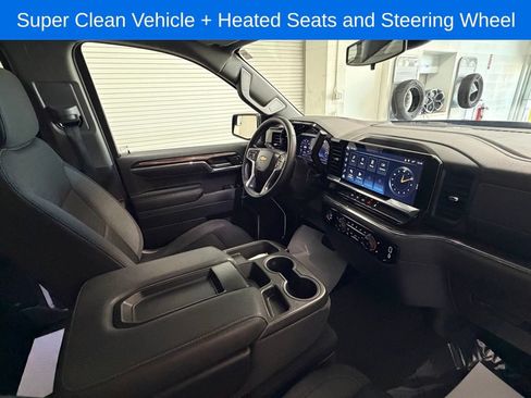 Used 2023 Chevrolet Silverado 1500 LT AWD/4WD image 25