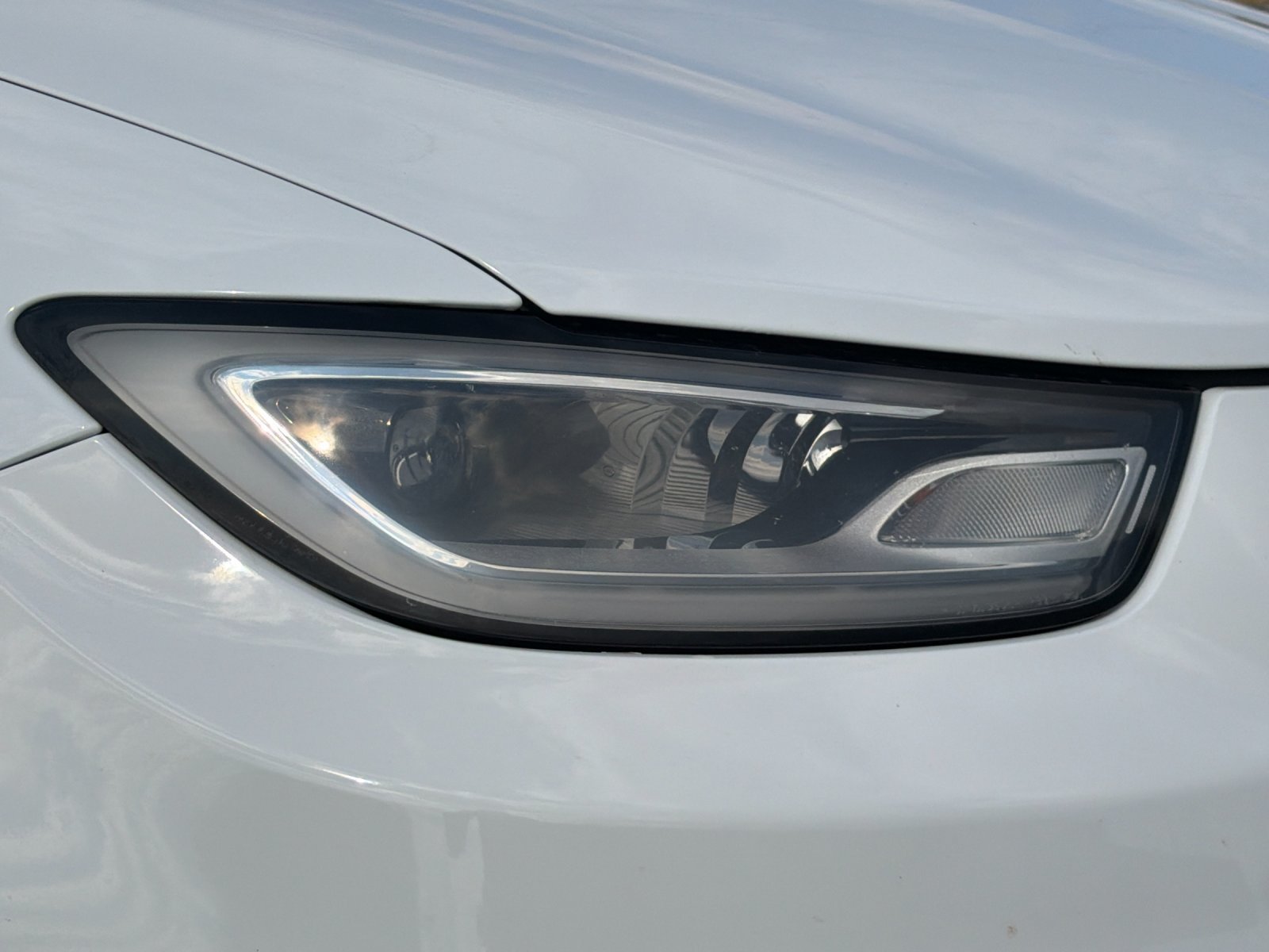 Used 2021 Chrysler Pacifica Touring FWD image 38