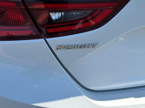 Used 2019 Honda Insight EX image 12