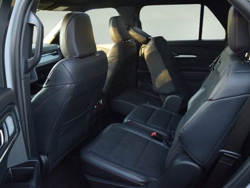 New 2026 Ford Explorer ST w/ Sun And Sound Package image 5