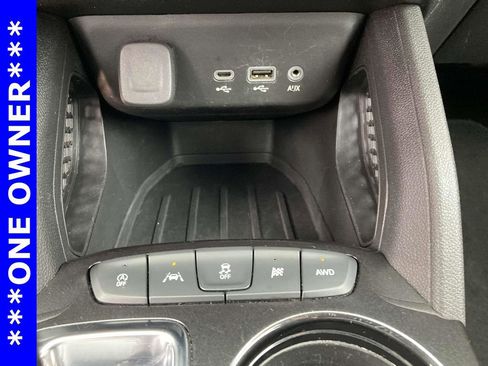 Used 2023 Chevrolet TrailBlazer RS AWD/4WD image 20