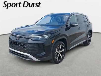 New 2025 Volkswagen Tiguan SE