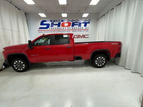 Used 2023 Chevrolet Silverado 2500 Custom w/ Custom Value Package AWD/4WD image 7