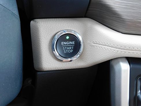 Used 2024 Ford Expedition Limited image 43