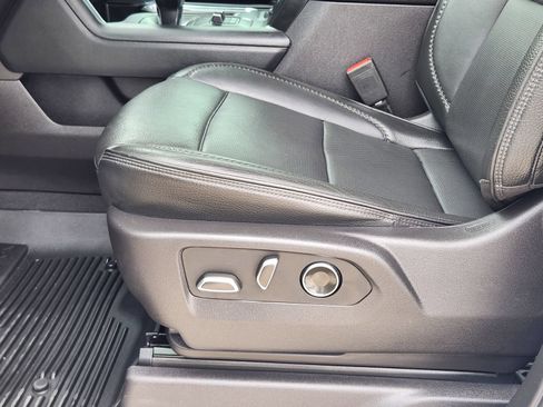 Used 2024 GMC Sierra 1500 Denali RWD image 26