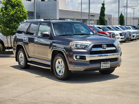 Used 2014 Toyota 4Runner Limited RWD image 3