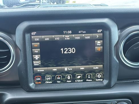 Used 2023 Jeep Wrangler Unlimited Rubicon 4xe w/ Steel Bumper Group image 31