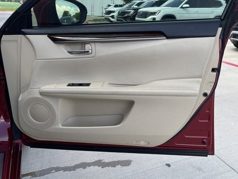 Used 2013 Lexus ES 350 w/ Luxury Pkg FWD image 17