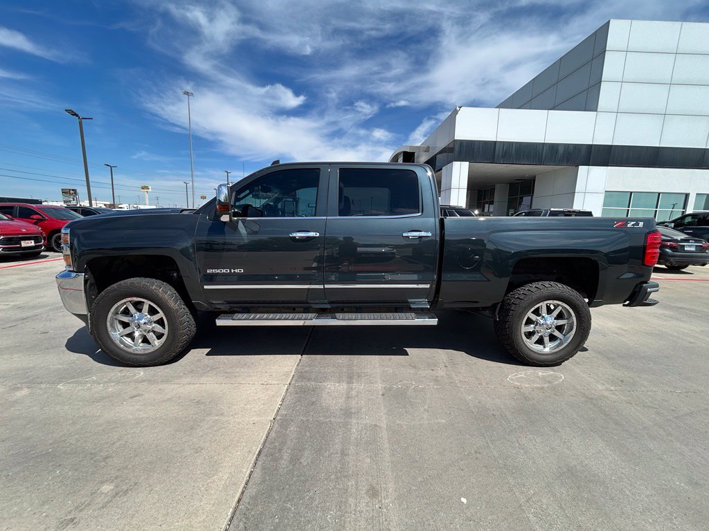 Used 2019 Chevrolet Silverado 2500 LTZ w/ Duramax Plus Package AWD/4WD image 2