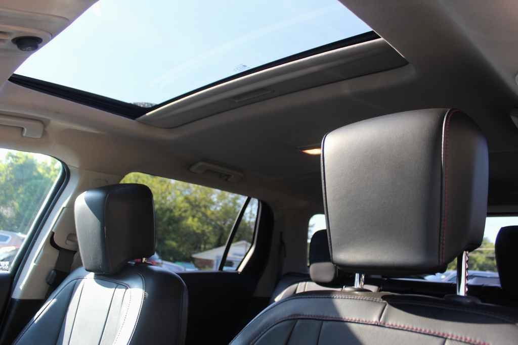 Used 2017 GMC Terrain SLT w/ Open Road Package AWD/4WD image 21