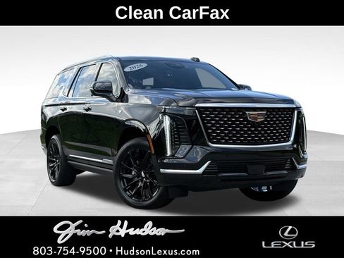 Used 2026 Cadillac Escalade Luxury w/ LPO, Floor Liner Package AWD/4WD image 1