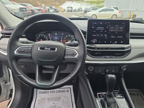 Used 2022 Jeep Compass Limited image 15