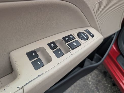 Used 2017 Hyundai Elantra Limited image 15