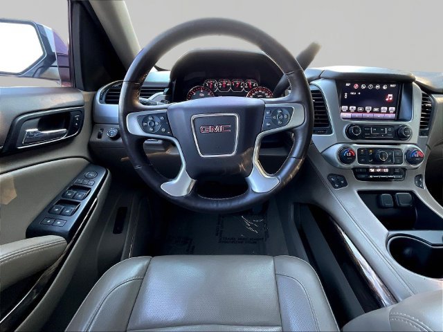 Used 2016 GMC Yukon SLT w/ Premium Edition AWD/4WD image 10
