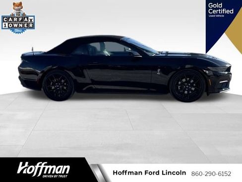 Used 2025 Ford Mustang Premium image 2