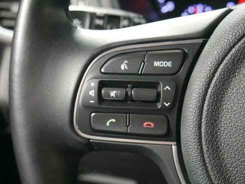 Used 2018 Kia Optima S image 19