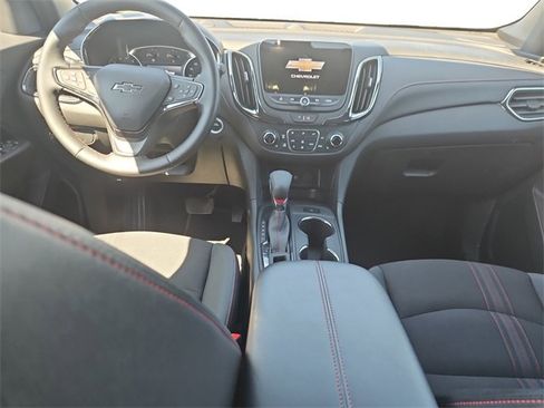 Used 2024 Chevrolet Equinox RS image 10