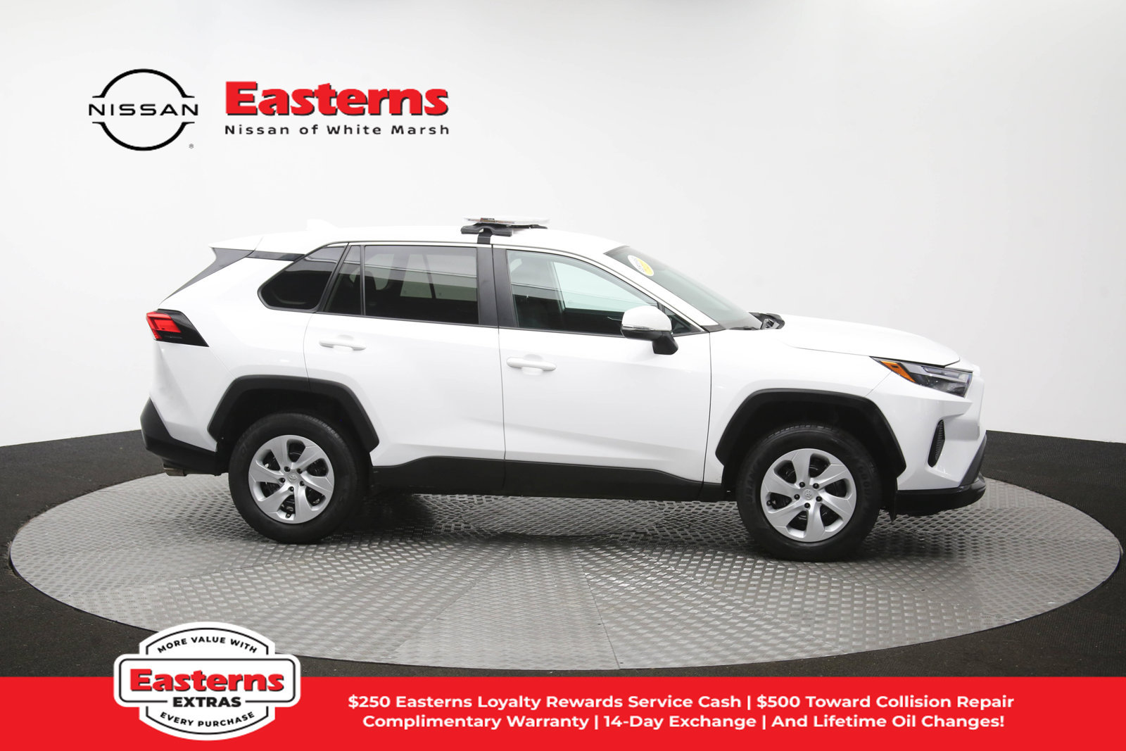 Used 2023 Toyota RAV4 LE AWD/4WD image 45