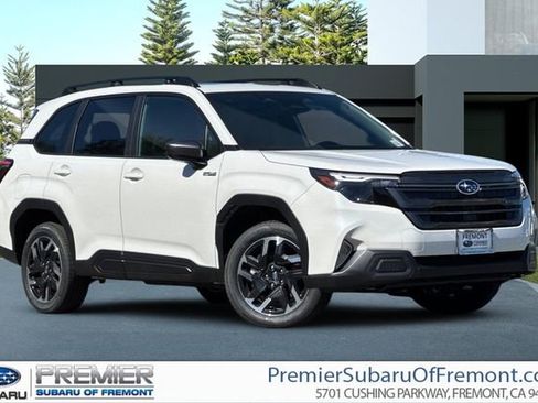 New 2026 Subaru Forester Premium AWD/4WD image 1