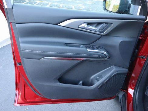 New 2026 Chevrolet Traverse LT w/ Driver Confidence Package image 4