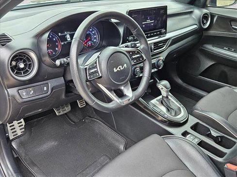 Used 2022 Kia Forte GT-Line w/ GT-Line Technology Package FWD image 10