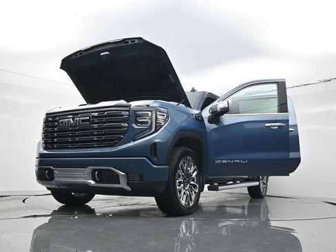 Used 2025 GMC Sierra 1500 Denali Ultimate AWD/4WD image 33