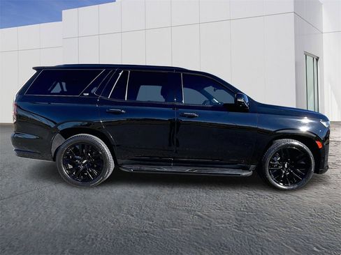 Used 2021 Cadillac Escalade Sport Platinum image 8