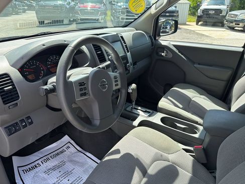 Used 2019 Nissan Frontier SV AWD/4WD image 4