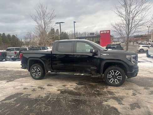 Certified 2025 GMC Sierra 1500 AT4 w/ AT4 Premium Package image 5
