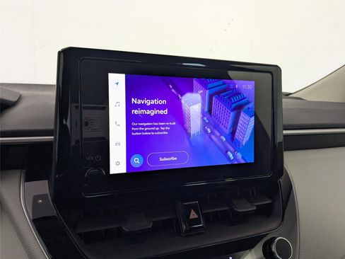 Used 2024 Toyota Corolla LE w/ LE Convenience Package image 15