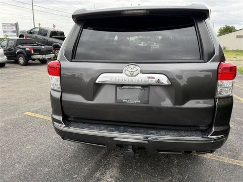 Used 2010 Toyota 4Runner Limited AWD/4WD image 4