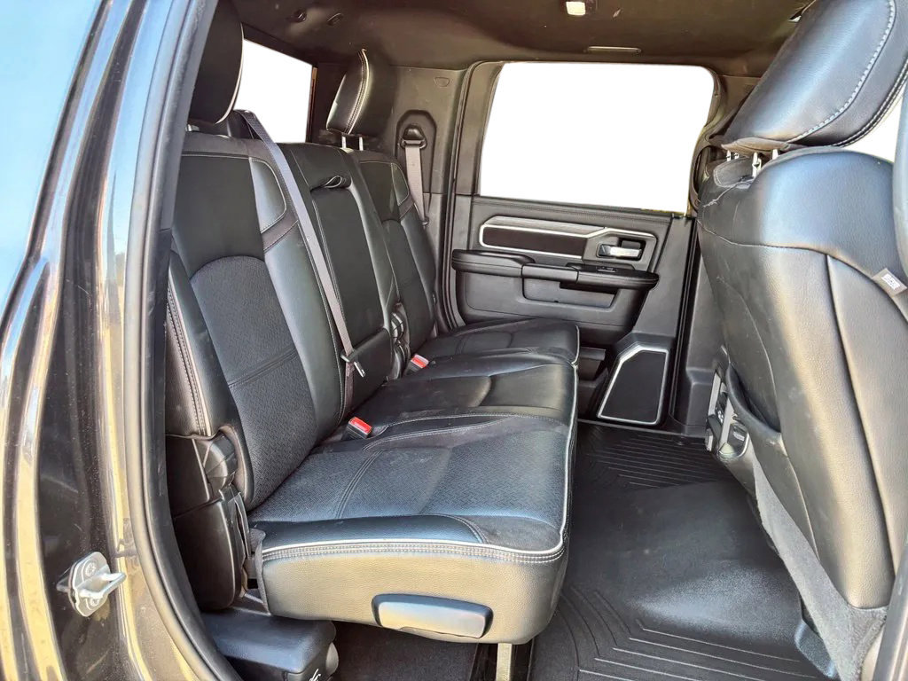 Used 2024 RAM 3500 Laramie w/ Night Edition AWD/4WD image 30