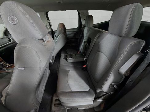 Used 2014 Chevrolet Traverse LT AWD/4WD image 25