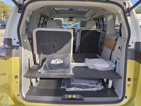 New 2025 Volkswagen ID. Buzz 1st Edition image 11