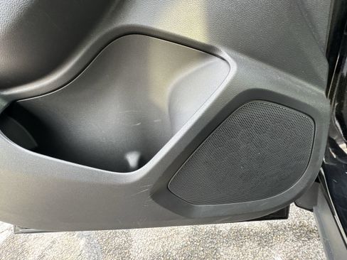 Used 2023 Chevrolet TrailBlazer LT w/ Convenience Package image 25