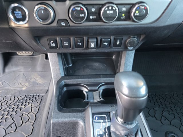 Certified 2023 Toyota Tacoma TRD Off-Road w/ TRD Premium Off Road Package AWD/4WD image 17