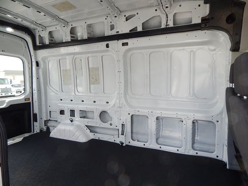 Used 2018 Ford Transit 350 148 High Roof RWD image 4