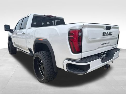 Used 2024 GMC Sierra 2500 Denali Ultimate w/ Max Trailering Package AWD/4WD image 3