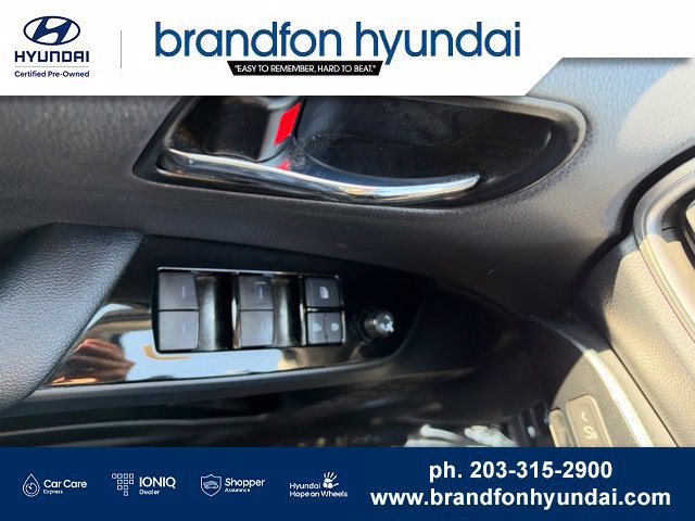 Used 2020 Toyota Prius Prime XLE w/ Carpet Mat Package FWD image 13